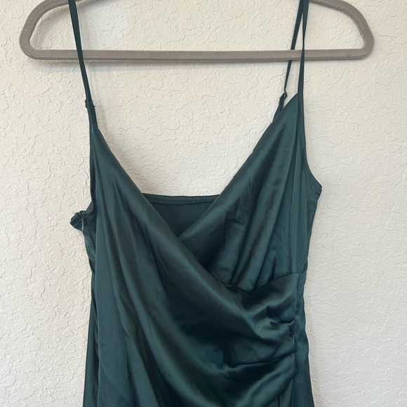 Elegant SHEIN Dark Green Spaghetti Straps Slip Dress, Side Zipper Size L - Picture 2 of 7